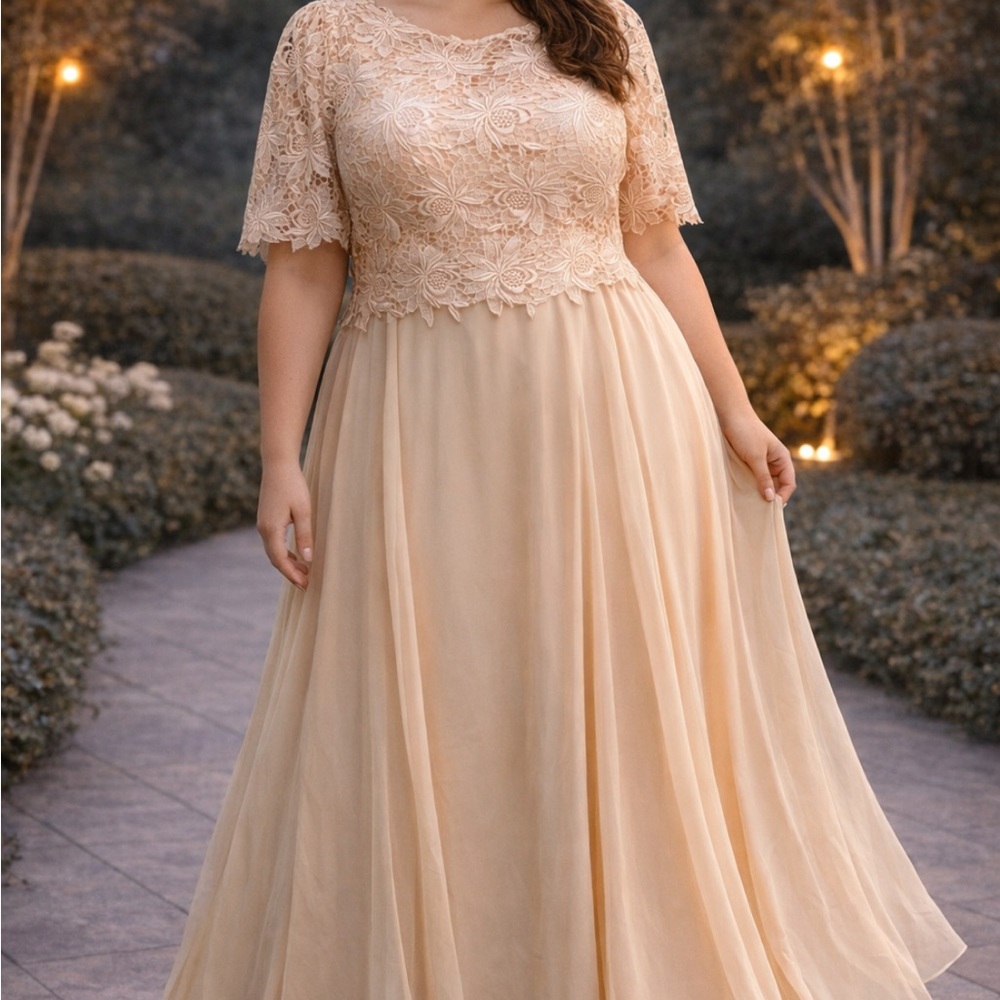 Plus Size Lace Bodice elbow length sleeve Maxi Dress in Blush Peach - Picture 4 of 9